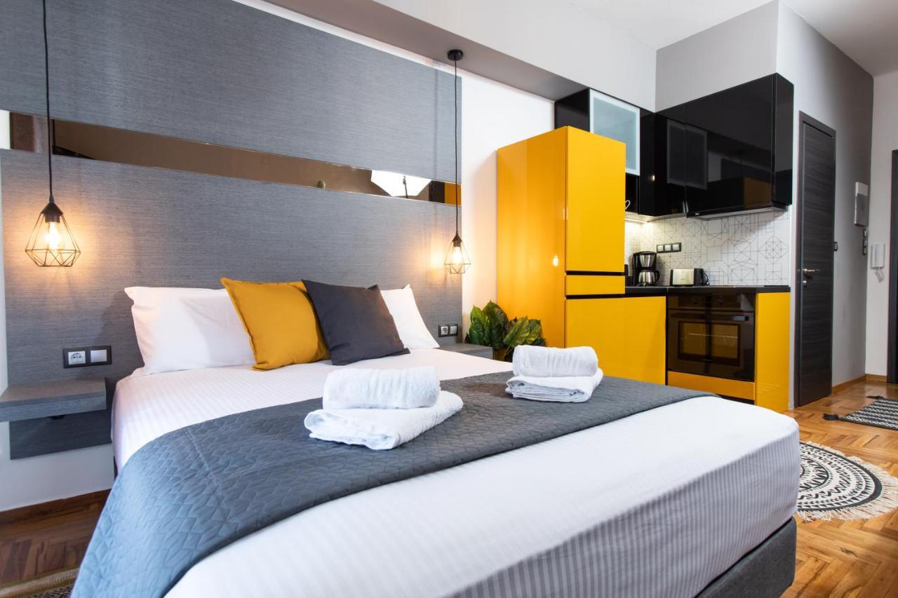 Downtown Luxury Boutique Suites : The Yellow Suite Salonic Exterior foto