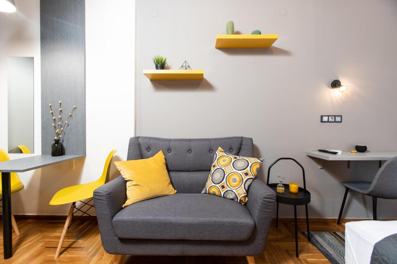 Downtown Luxury Boutique Suites : The Yellow Suite Salonic Exterior foto