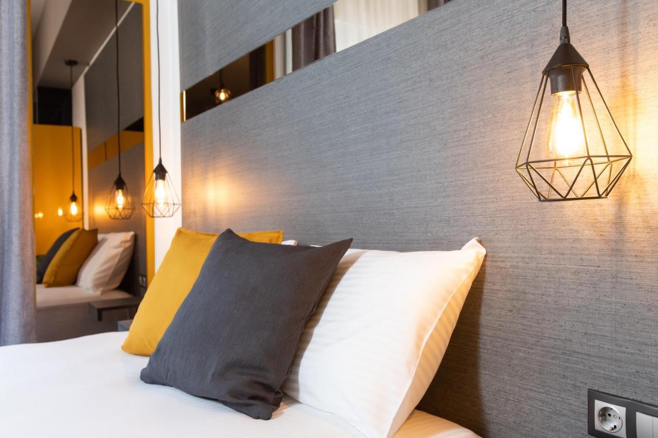 Downtown Luxury Boutique Suites : The Yellow Suite Salonic Exterior foto
